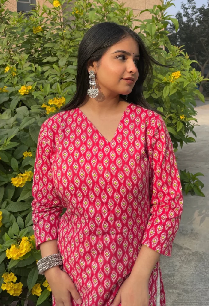 Rose Pink Sanagneri Print Kurti Palazzo Set-2.webp